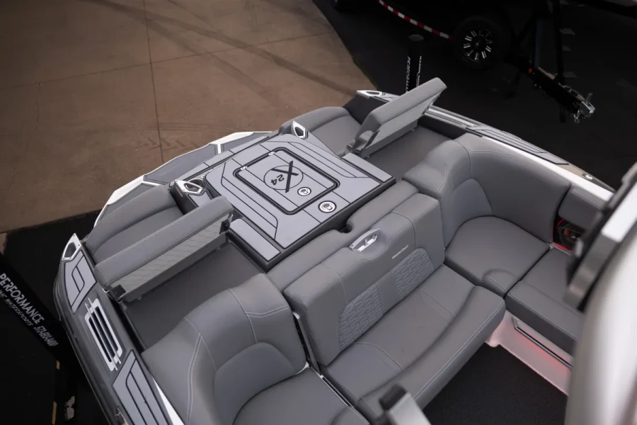 2019-mastercraft-x24-146916-image12.webp