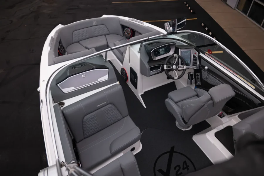 2019-mastercraft-x24-146916-image14.webp