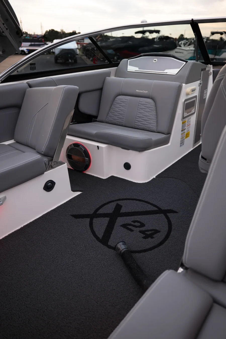 2019-mastercraft-x24-146916-image15.webp