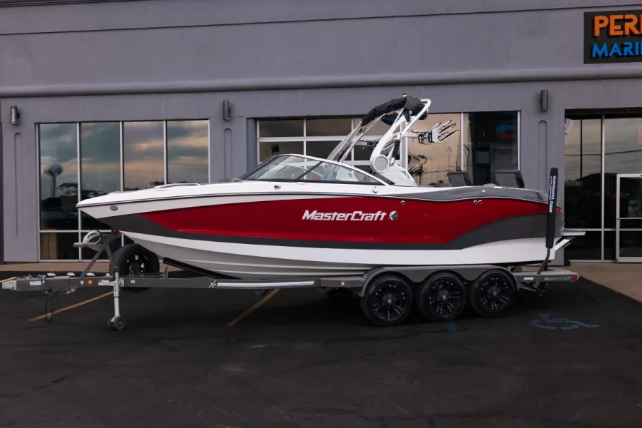 2019-mastercraft-x24-146916-image2.webp