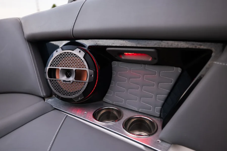 2019-mastercraft-x24-146916-image23.webp
