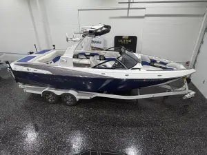 2016-malibu-wakesetter-25-lsv-146918-image10.webp