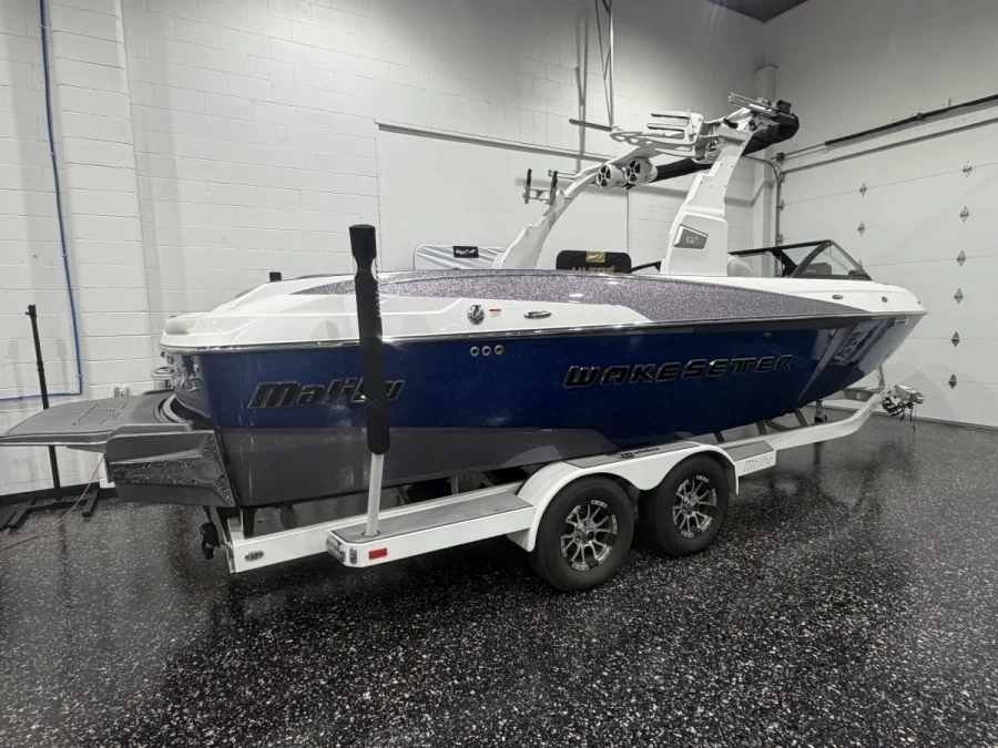 2016-malibu-wakesetter-25-lsv-146918-image2.webp