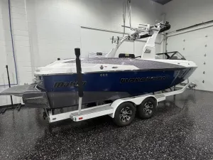 2016-malibu-wakesetter-25-lsv-146918-image2.webp
