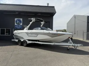 2022-malibu-wakesetter-23-lsv-146919-image0.webp
