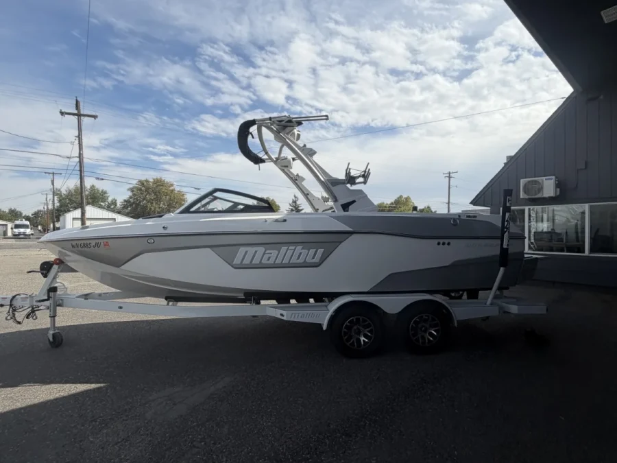 2022-malibu-wakesetter-23-lsv-146919-image12.webp