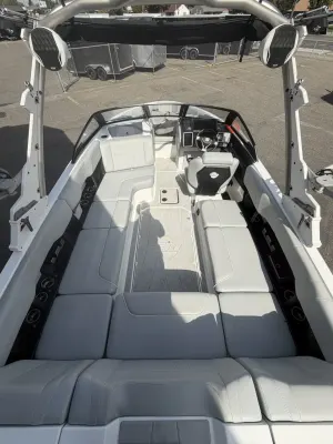 2022-malibu-wakesetter-23-lsv-146919-image16.webp