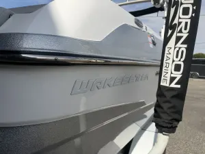 2022-malibu-wakesetter-23-lsv-146919-image2.webp