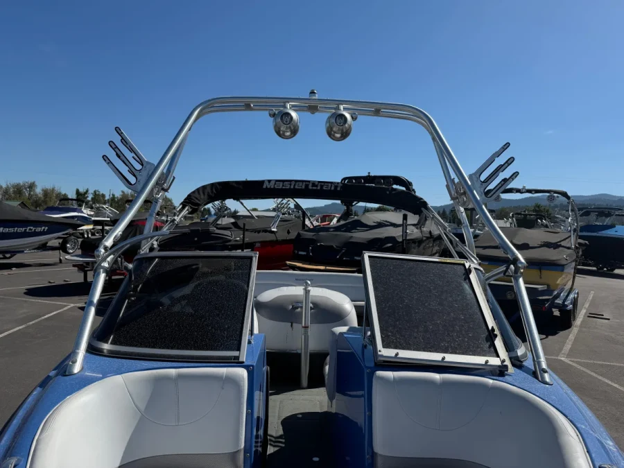 2004-mastercraft-x9-145330-image2.webp
