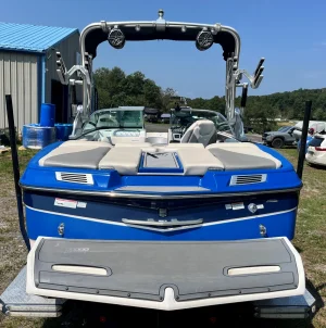 2016-mastercraft-x10-145332-image9.webp