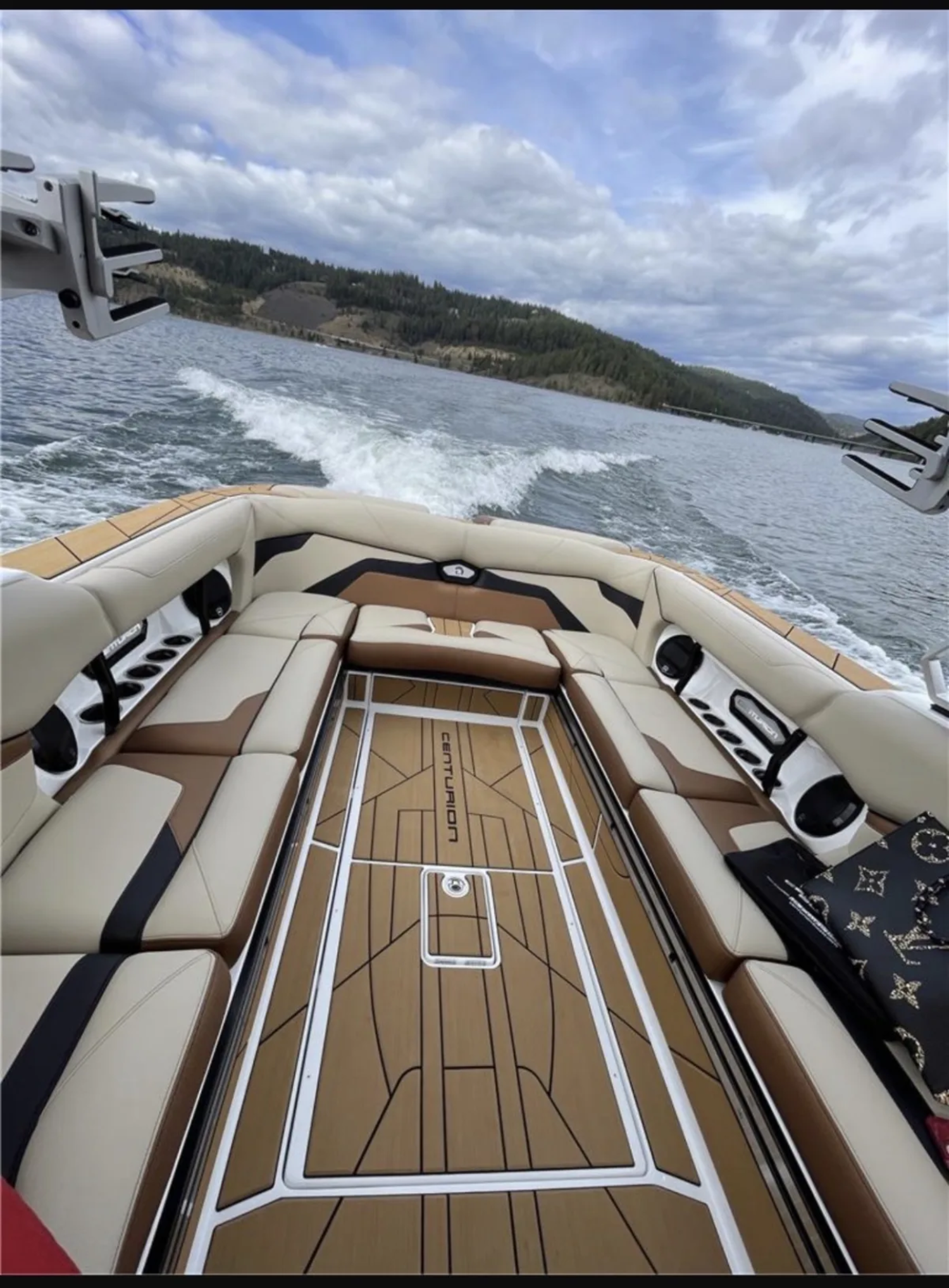 2022 Centurion Boats Ri265