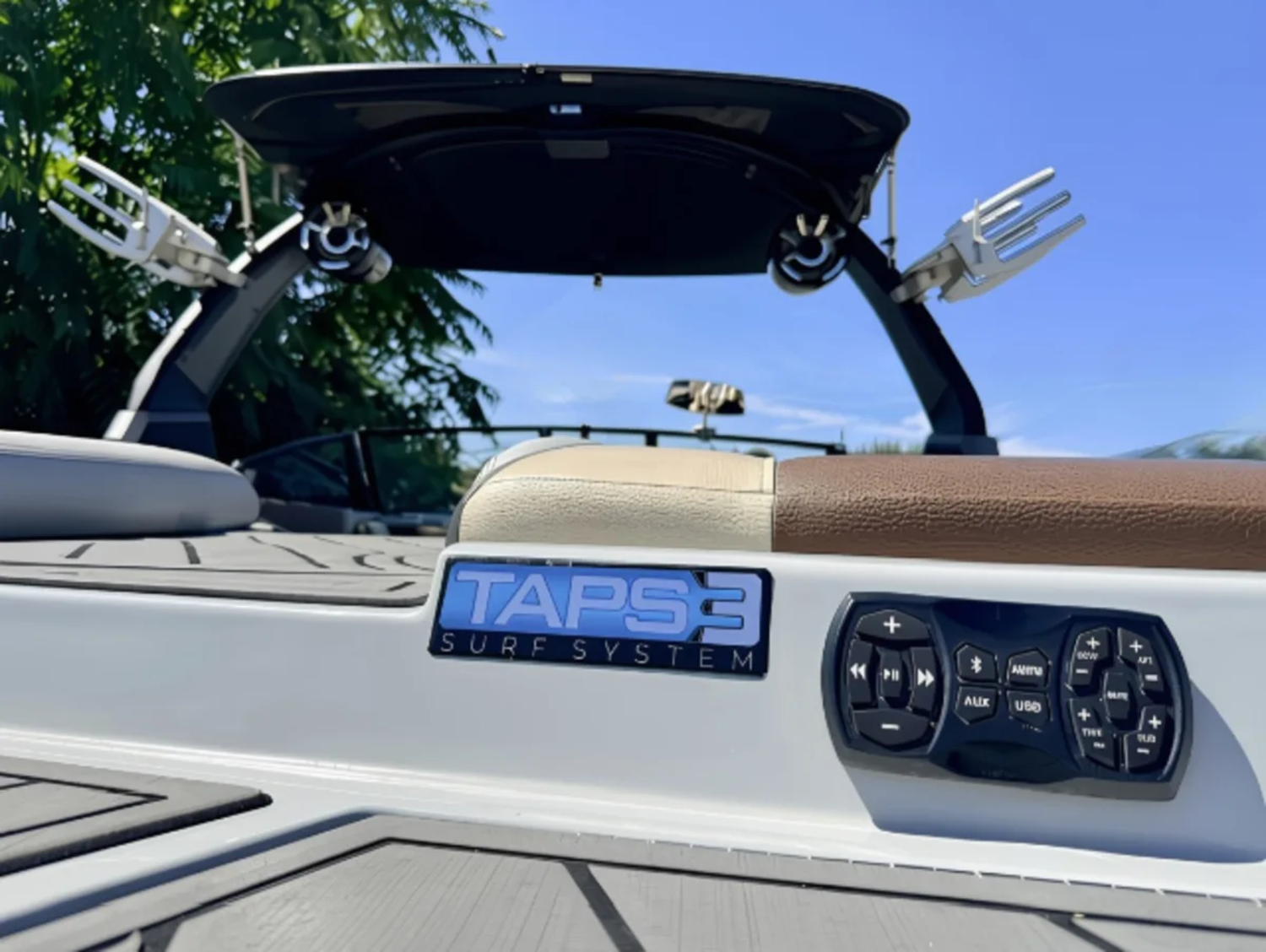 2018 Tige Boats RZX