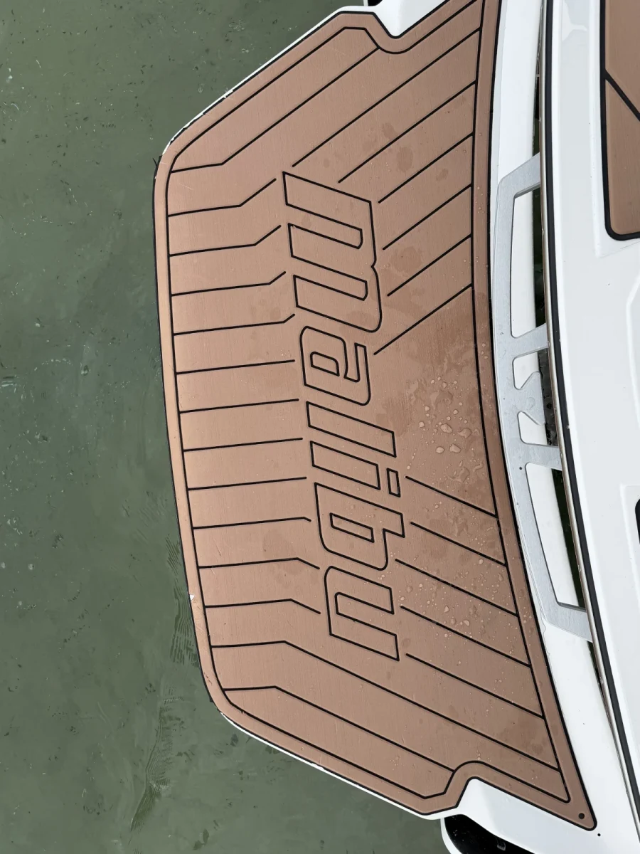 2019-malibu-21-mlx-145357-image4.webp