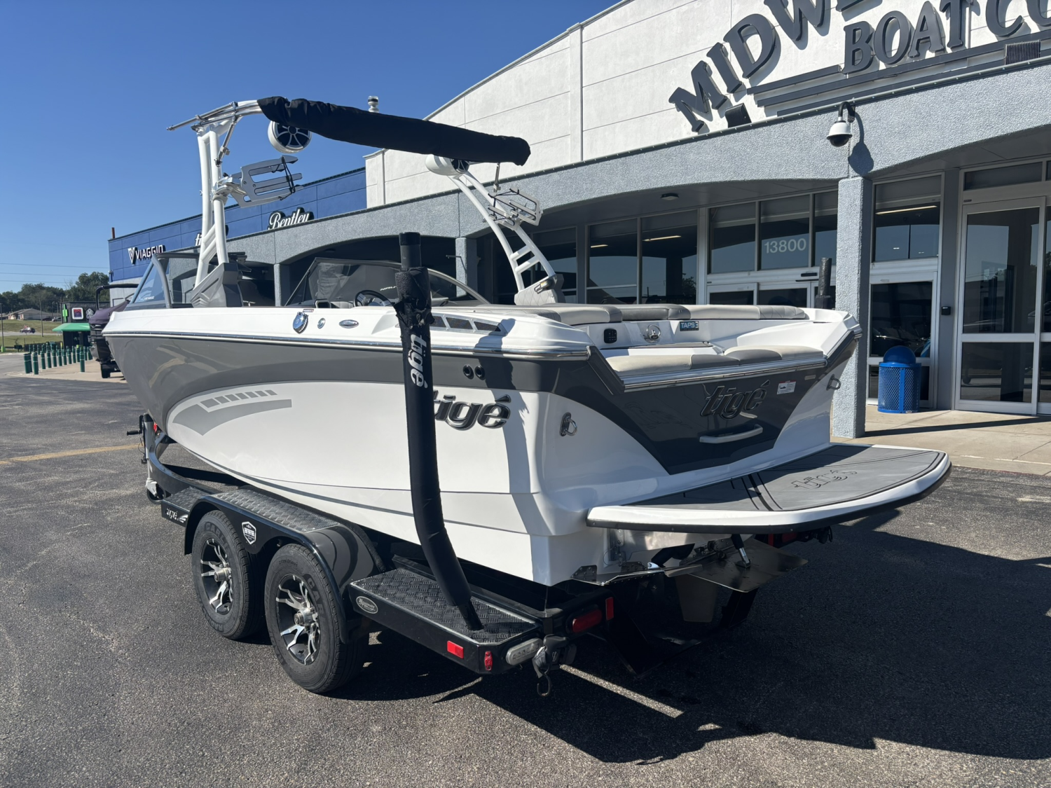 2017 Tige R21