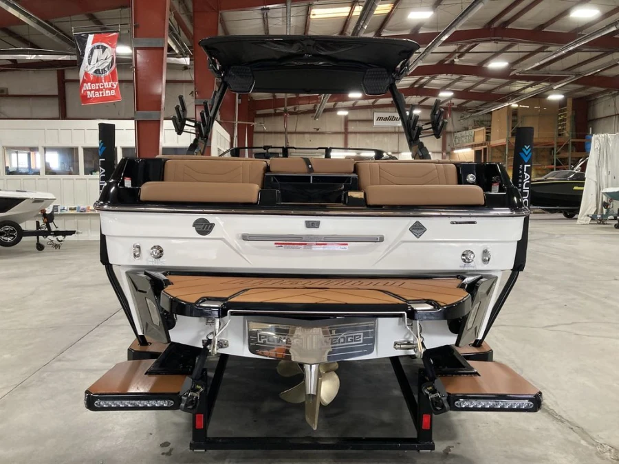 2027-malibu-wakesetter-23-lsv-145035-image3