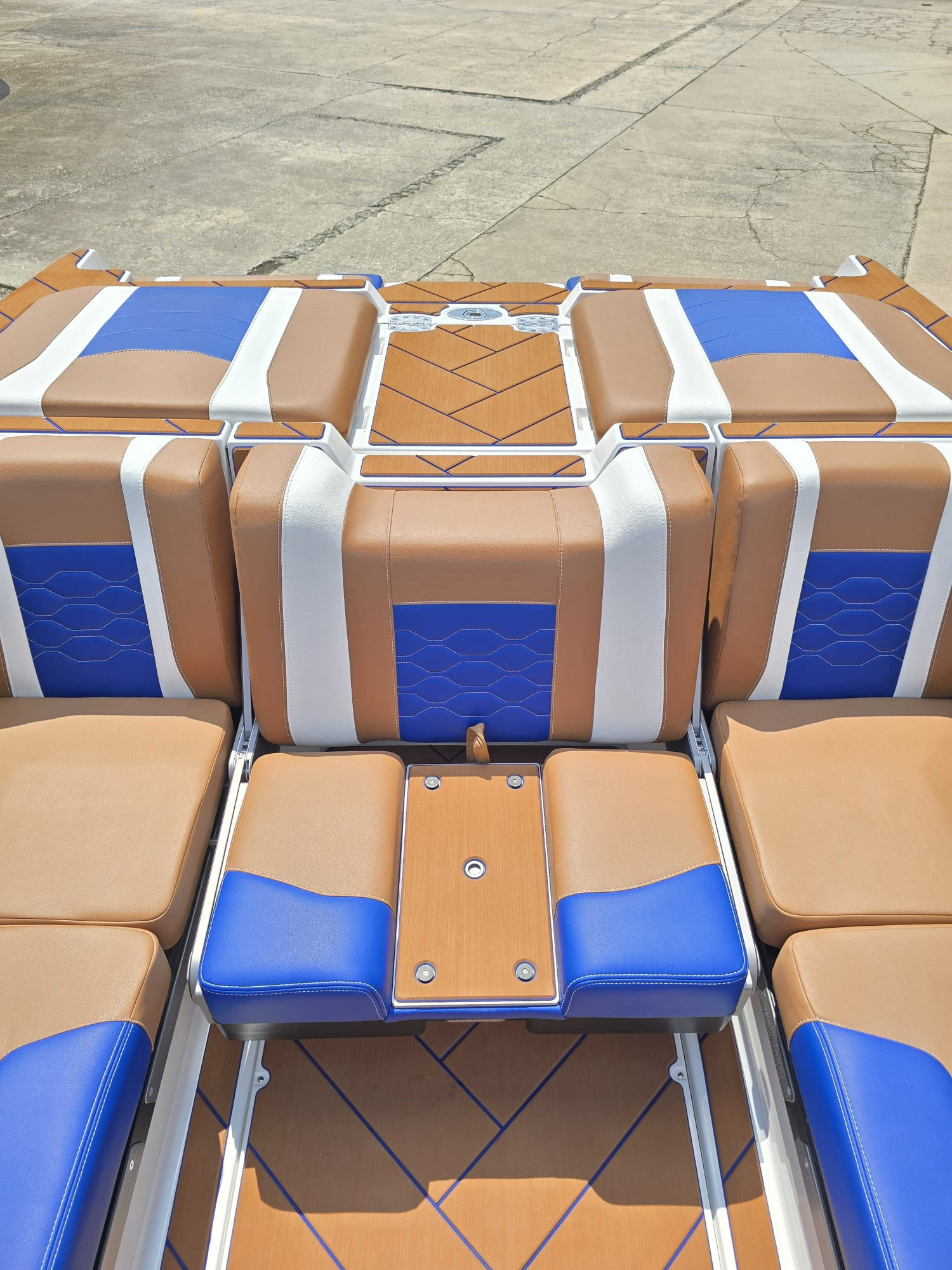 2027 Malibu Wakesetter 23 LSV
