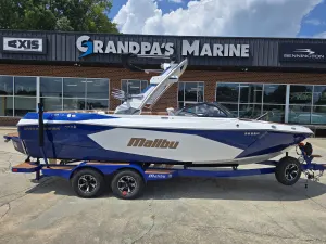 2027-malibu-wakesetter-23-lsv-145362-image1
