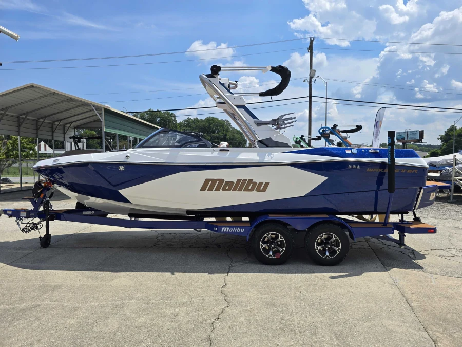 2027-malibu-wakesetter-23-lsv-145362-image3