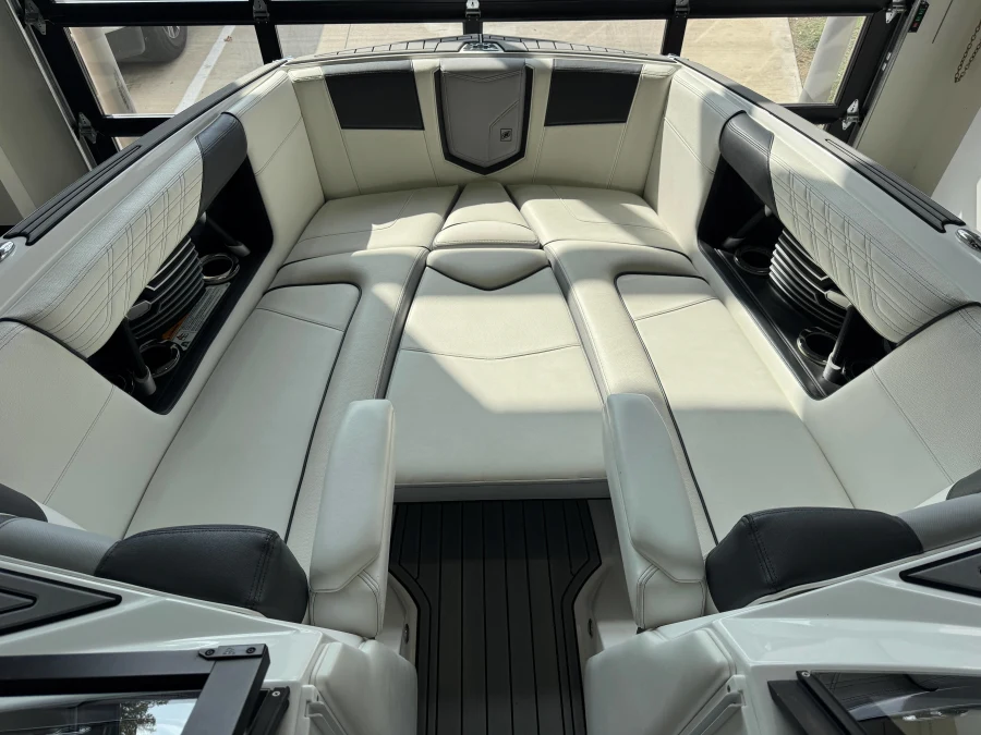 2020-nautique-g25-145371-image17