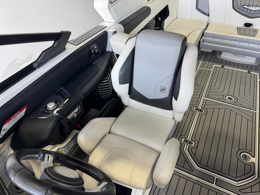2020-nautique-g25-145371-image21