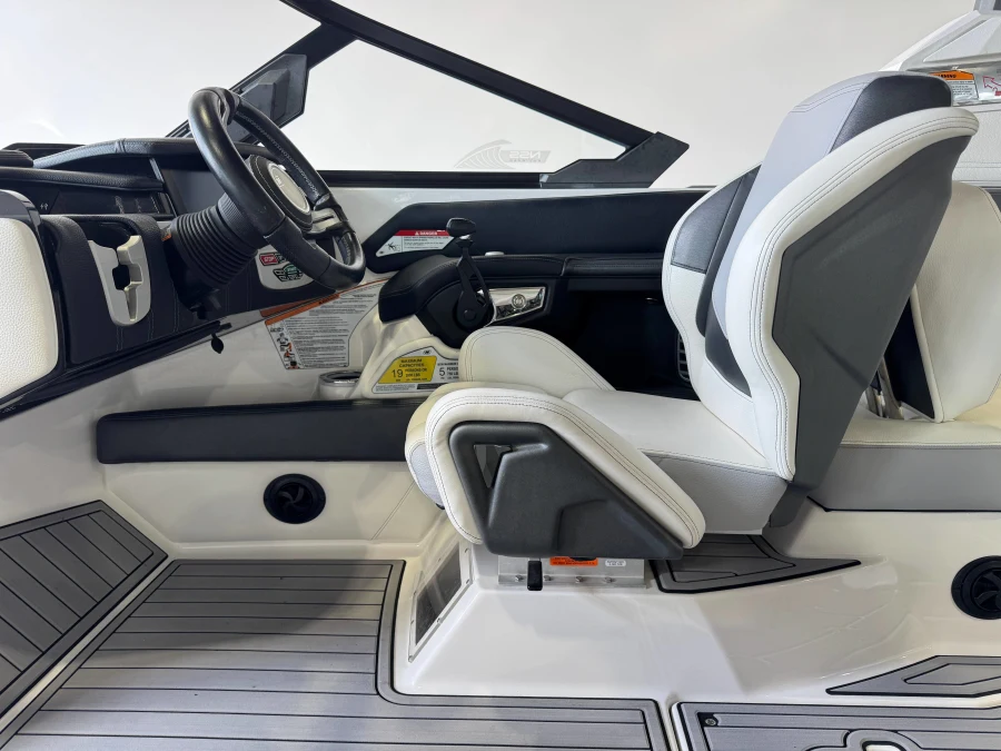 2020-nautique-g25-145371-image23