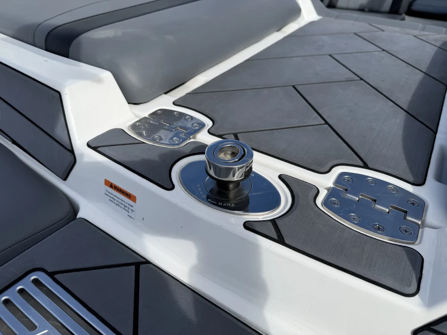 2025-malibu-wakesetter-22-lsv-145372-image10