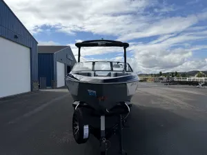 2025-malibu-wakesetter-22-lsv-145372-image3