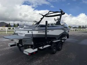 2025-malibu-wakesetter-22-lsv-145372-image5