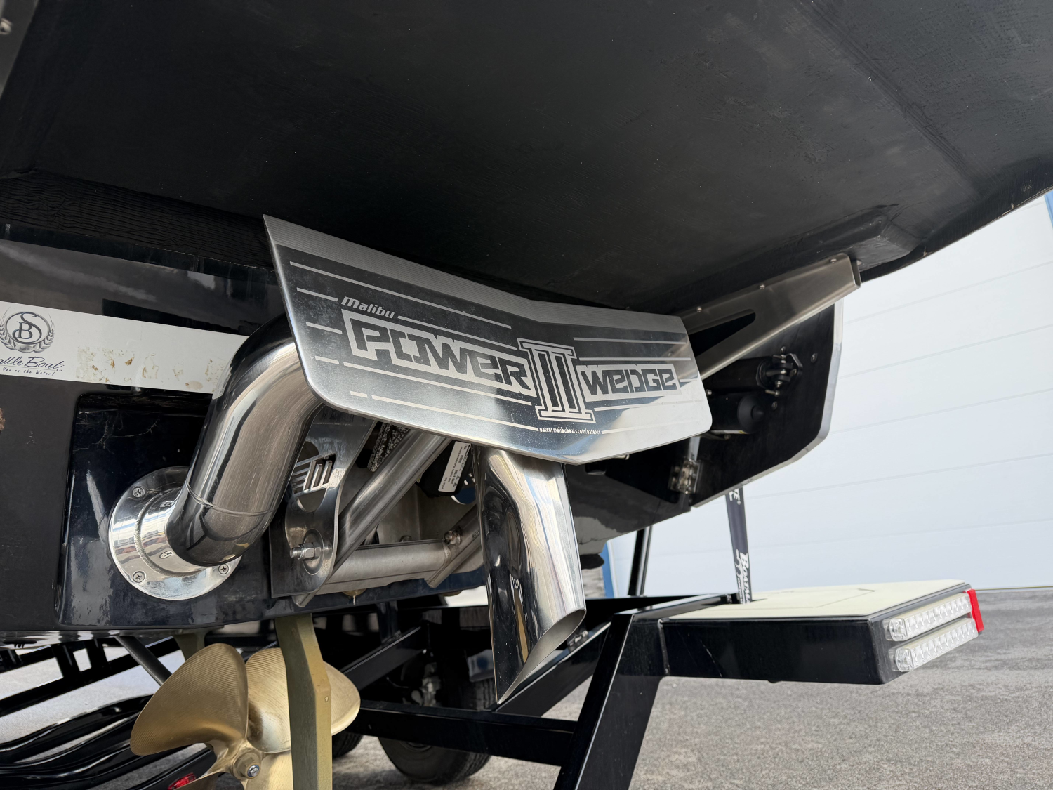 2025 Malibu 22 LSV