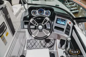 2019-mastercraft-x22-145380-image15