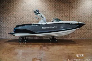 2019-mastercraft-x22-145380-image1