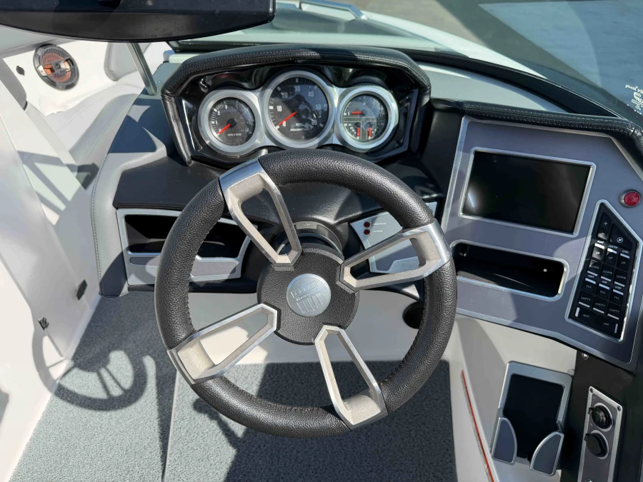 2020-mastercraft-xt25-145384-image18
