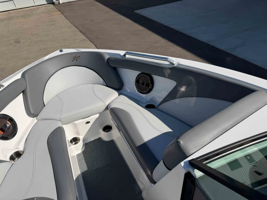 2020-mastercraft-xt25-145384-image22