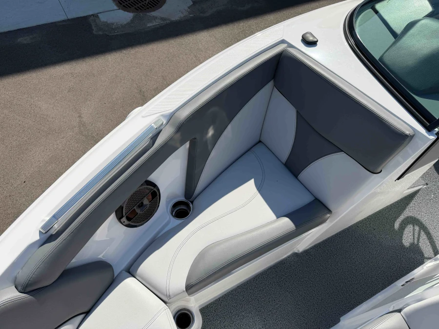 2020-mastercraft-xt25-145384-image23