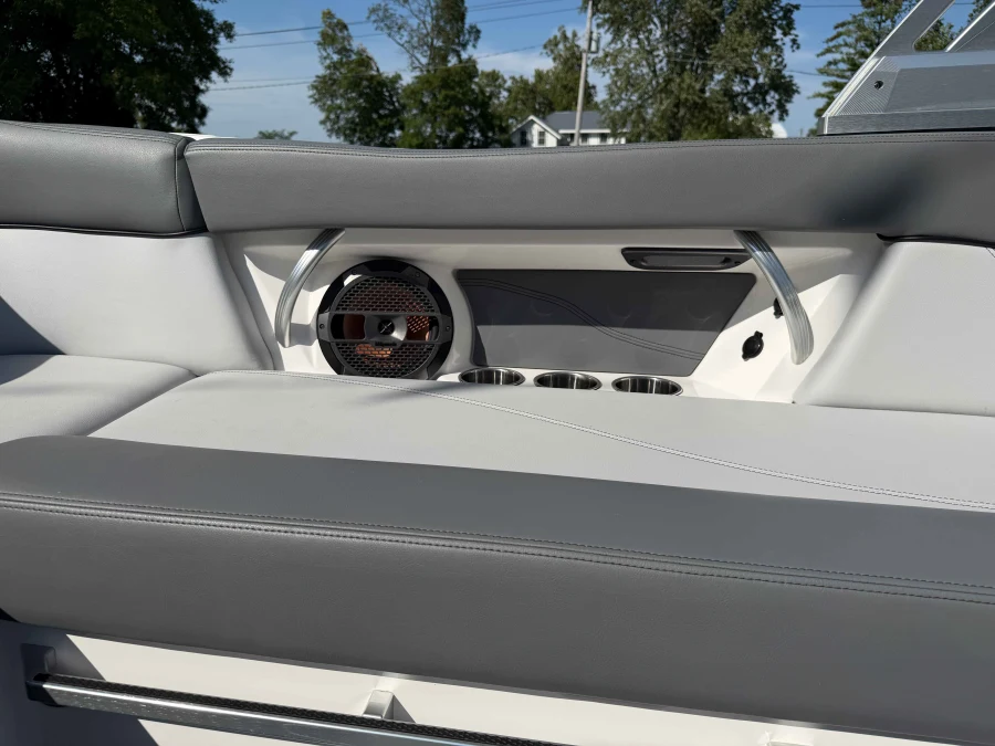 2020-mastercraft-xt25-145384-image27