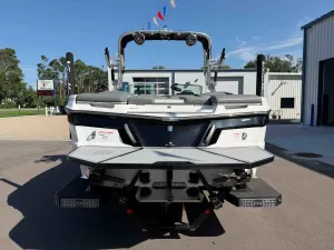 2020-mastercraft-xt25-145384-image4