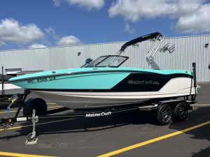 2019-mastercraft-nxt22-145387-image1