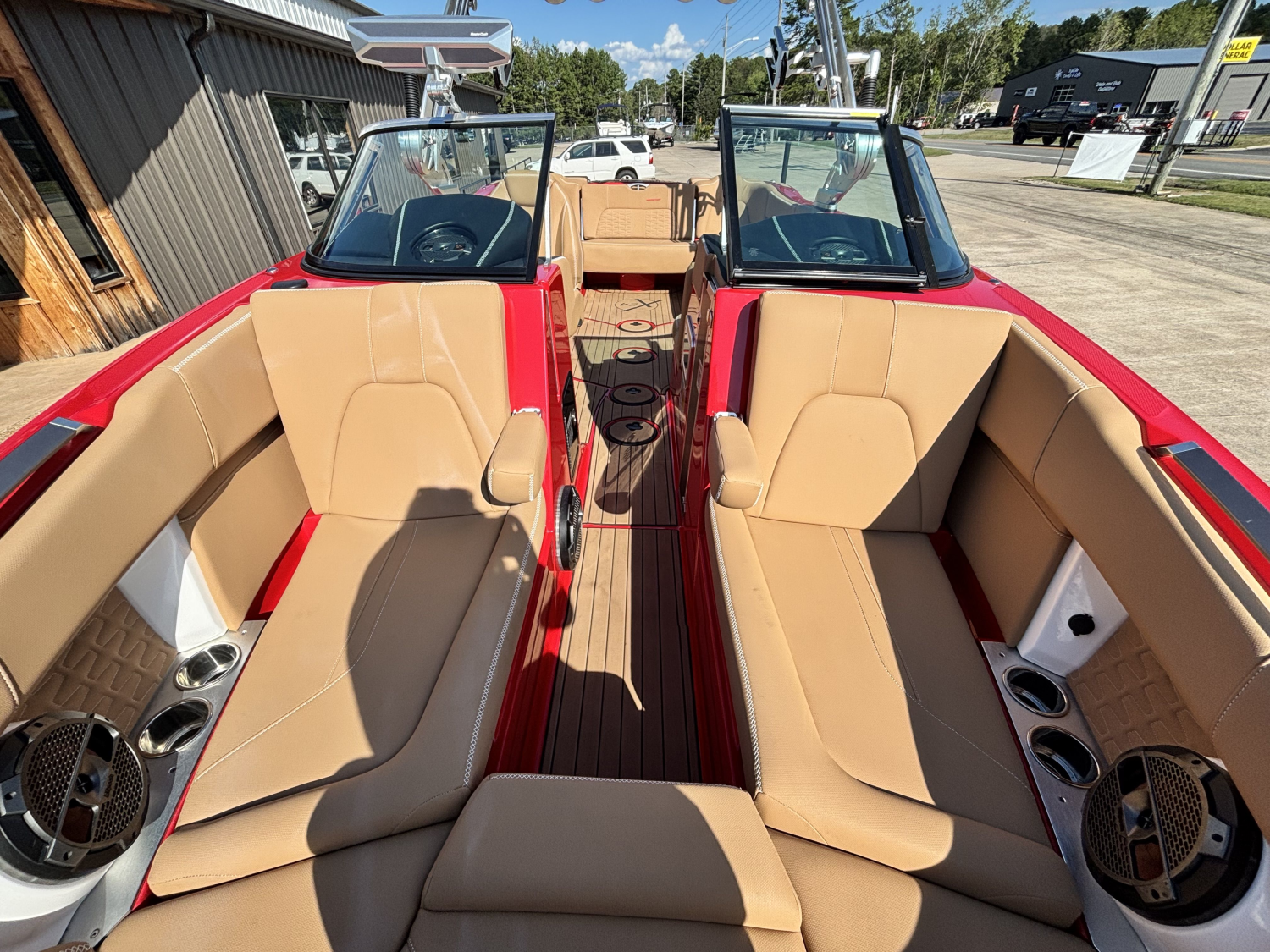 2021 MasterCraft X24