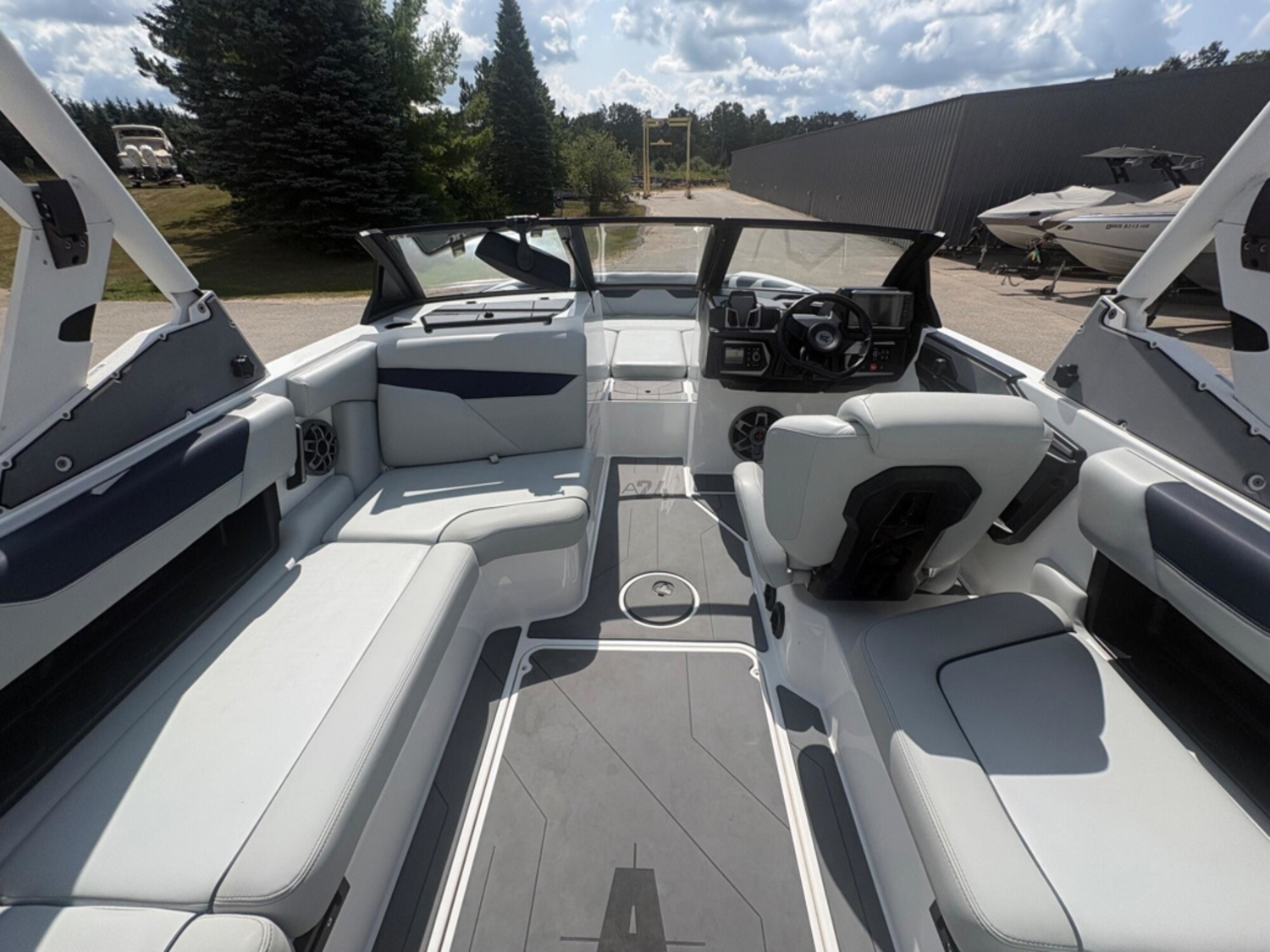 2023 Axis Wake Research A24