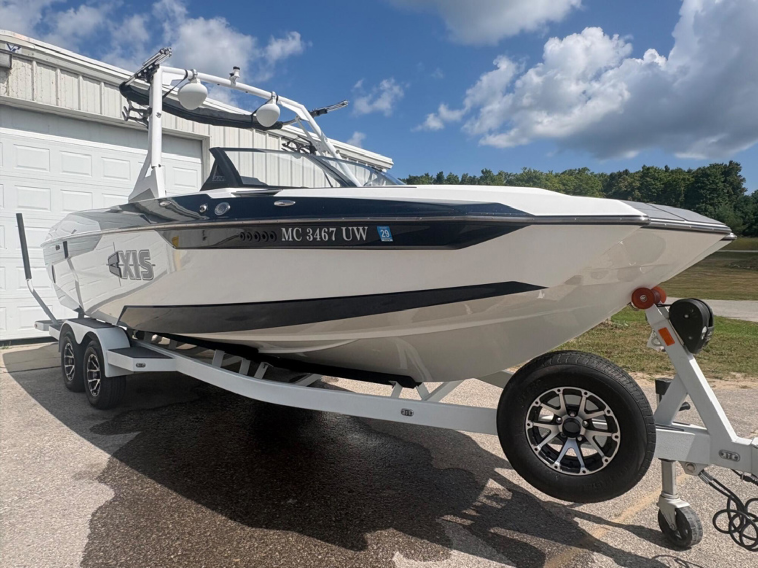 2023 Axis Wake Research A24