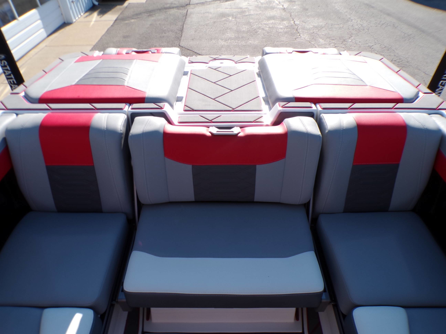 2022 Malibu Wakesetter 25 LSV