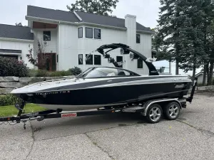 2007 Malibu Wakesetter VLX SE Icon