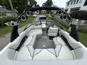 2007 Malibu Wakesetter VLX SE Icon