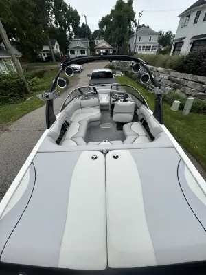 2007 Malibu Wakesetter VLX SE Icon