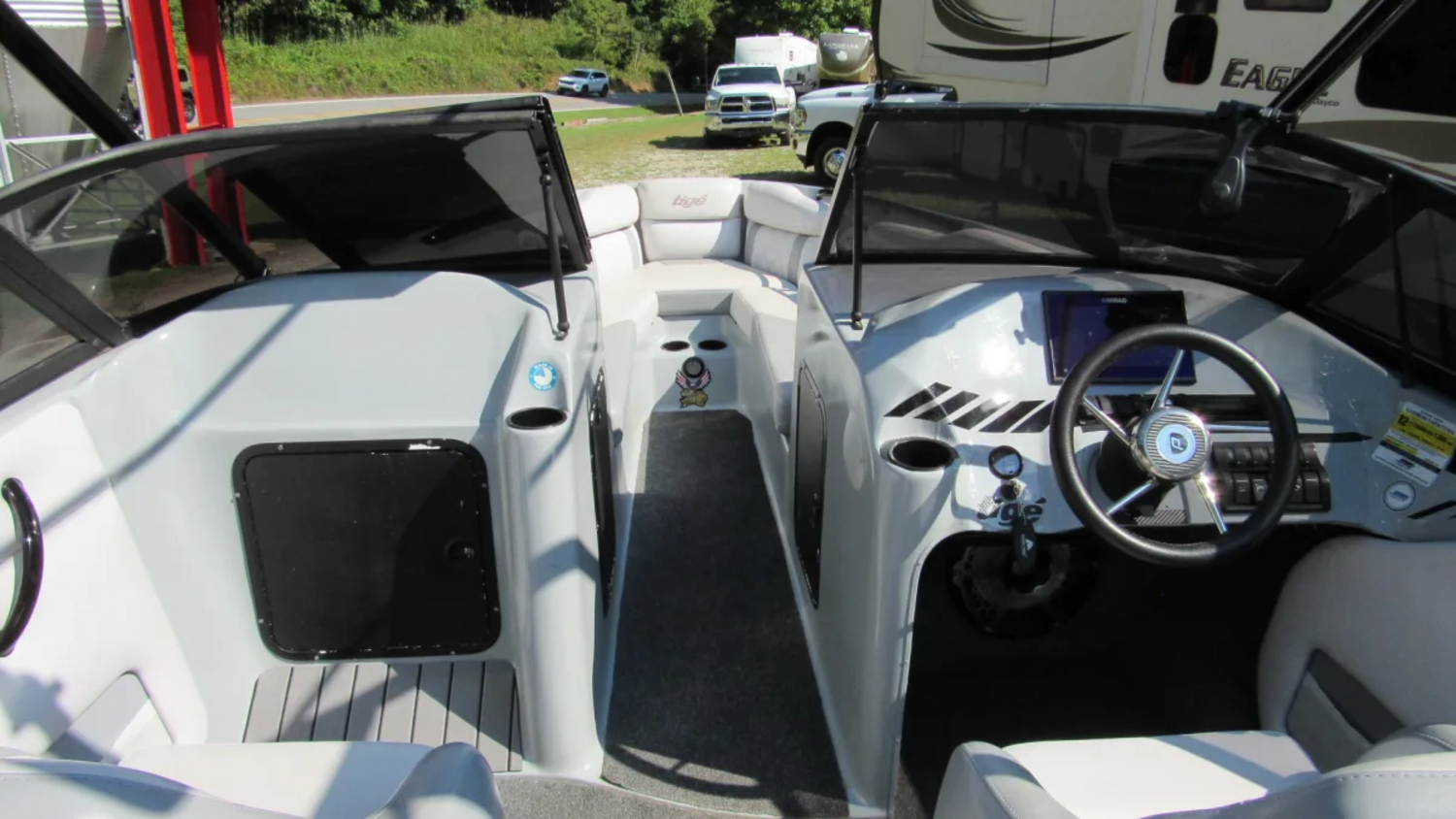 2002 Tige Boats V2300 W TRAILER 5.7  350 MAG TONS OF UPGRADES  ITS HERE TO BE SOLD 