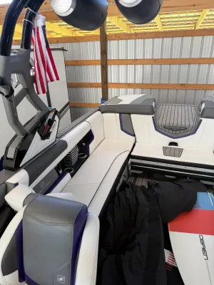 2017-nautique-g25-145431-image19.webp