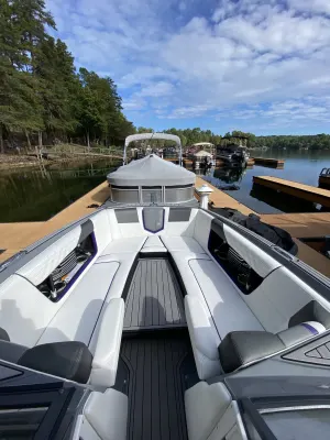 2017-nautique-g25-145431-image6.webp