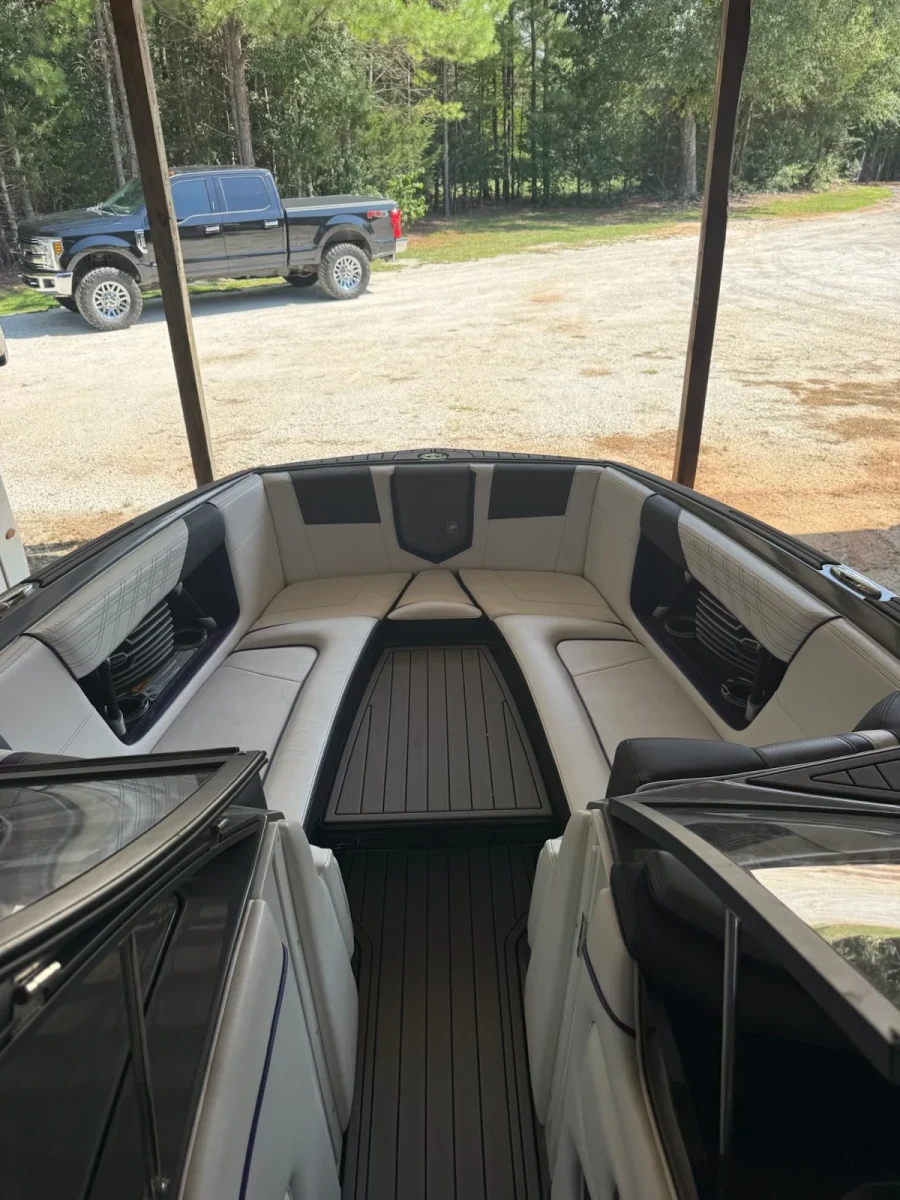 2017-nautique-g25-145431-image7.webp