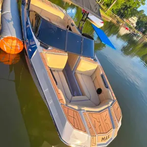 2024-moomba-max-145434-image1.webp