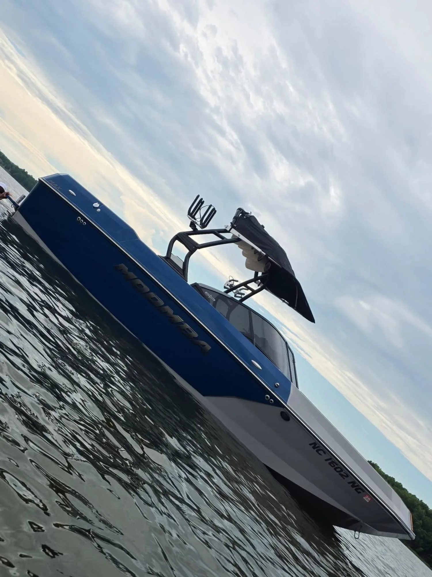 2024 MOOMBA MAX WITH WAKEMAKER BAGS 